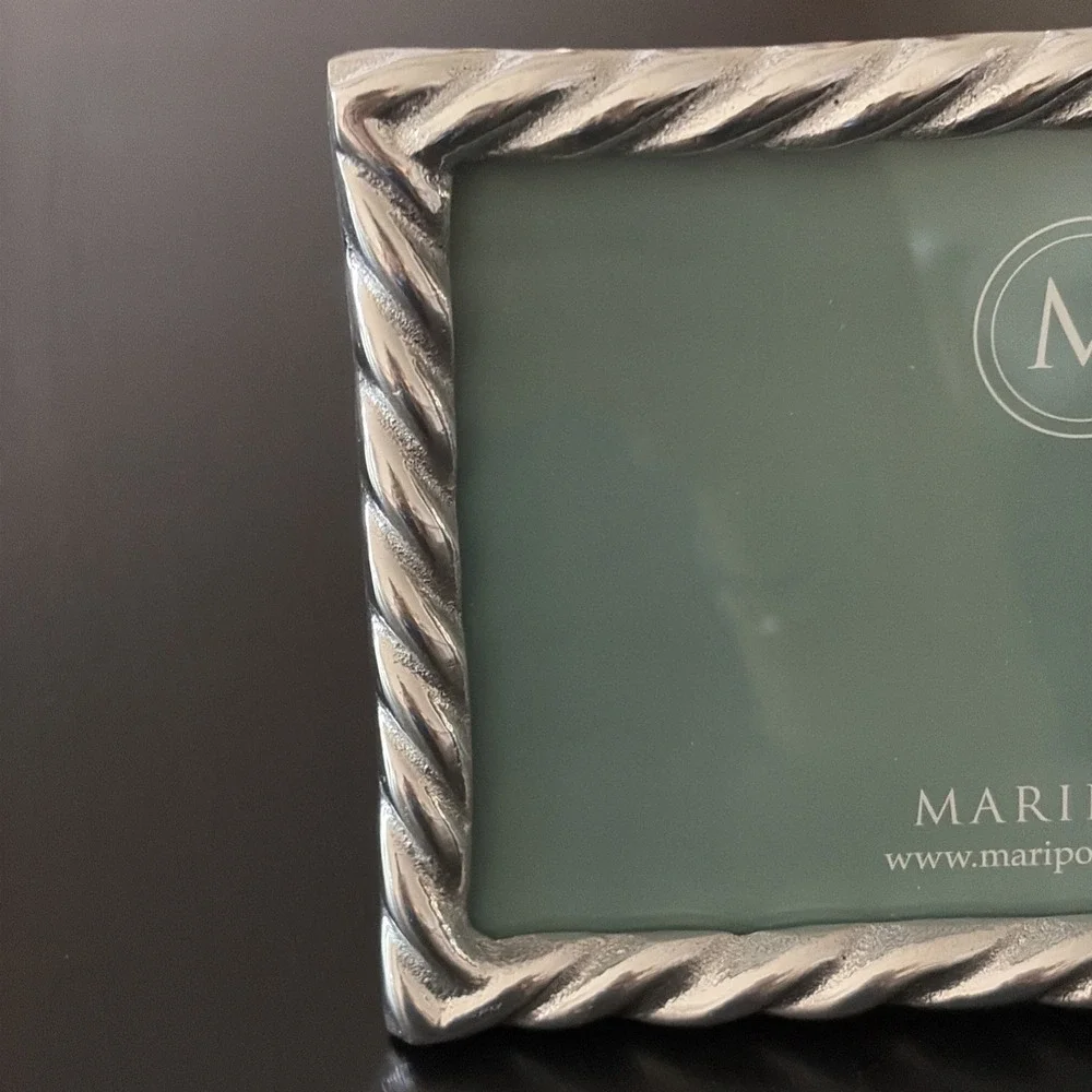 Mariposa Twisted Rope Border 4 x 6 Silver Tone Luxury Picture Frame NEW